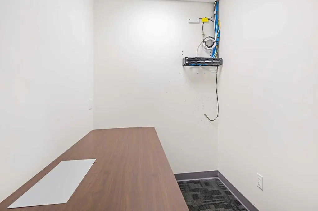 634 6 Avenue SW Calgary AB T2P 0S4