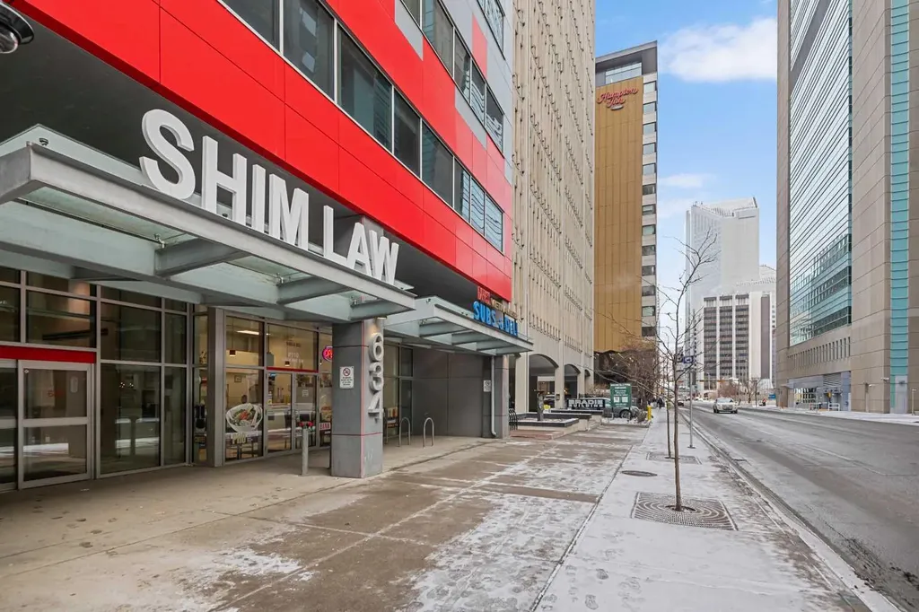 634 6 Avenue SW Calgary AB T2P 0S4