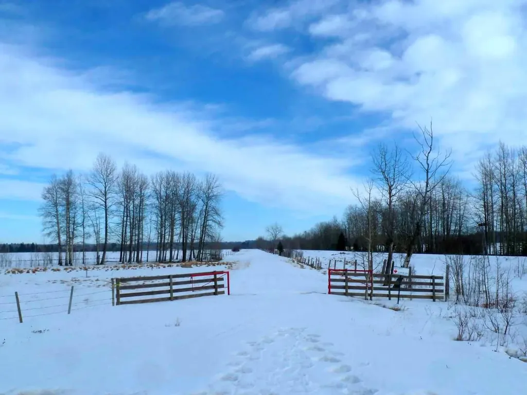 394075 Range Road 5-5 Rural Clearwater County AB T0M 1H0