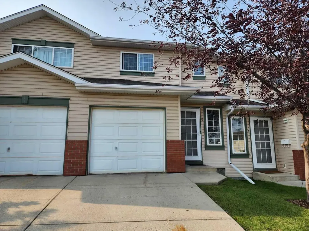 9 Country Hills Rise NW Calgary AB T3K 4S7