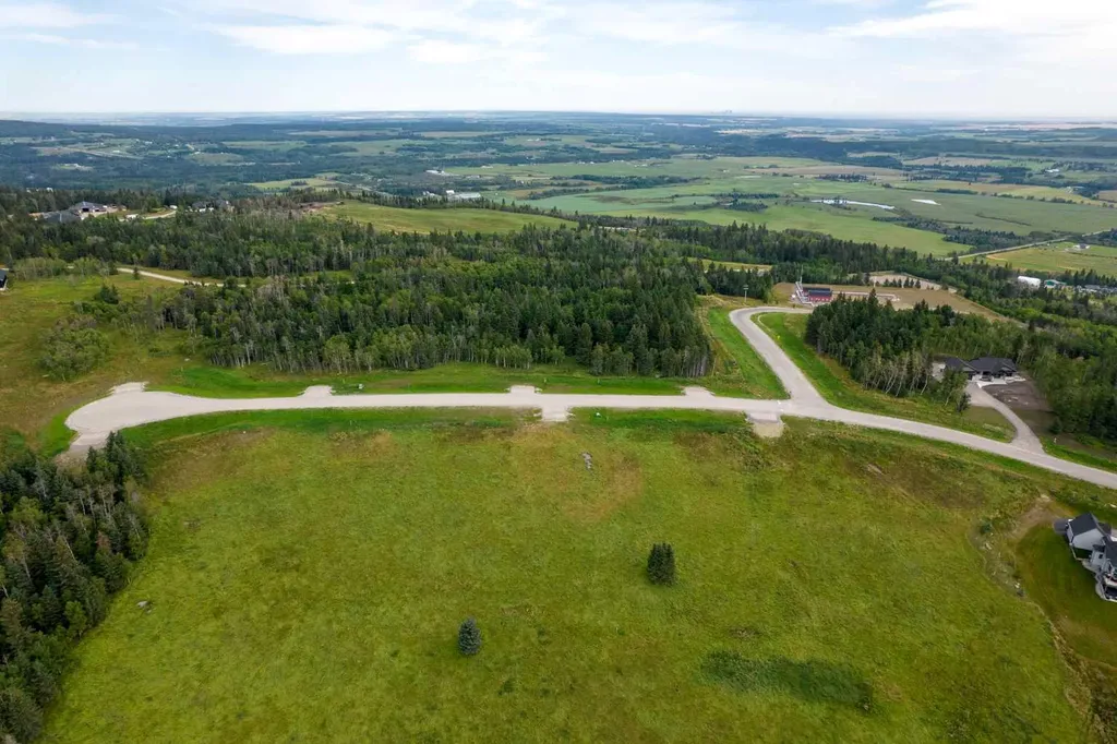 256142 Whiskey Springs Hill W Rural Foothills County AB T0L 1W4