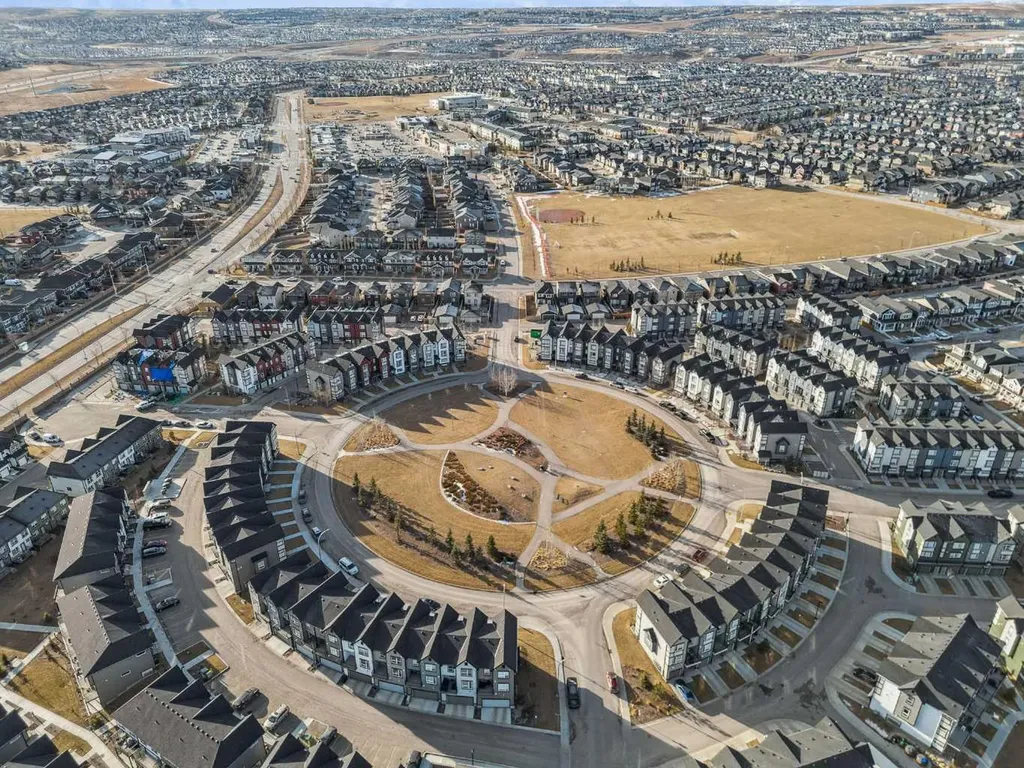 54 Evanscrest Manor NW Calgary AB T3P2A3