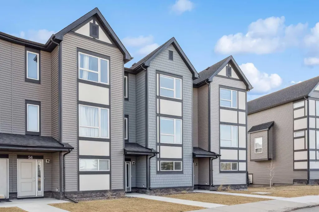 54 Evanscrest Manor NW Calgary AB T3P2A3