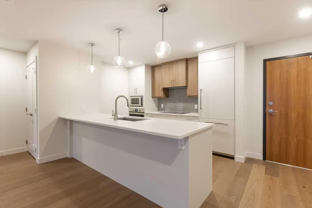 102 Scenic Drive N Lethbridge AB T1J 4L3