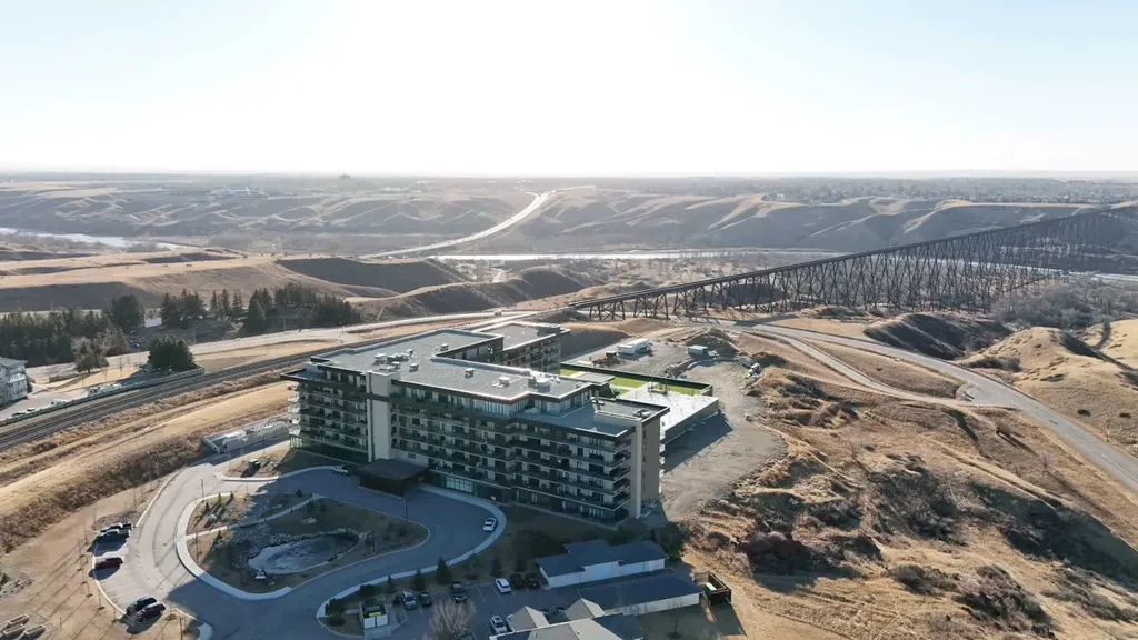 102 Scenic Drive N Lethbridge AB T1J 4L3