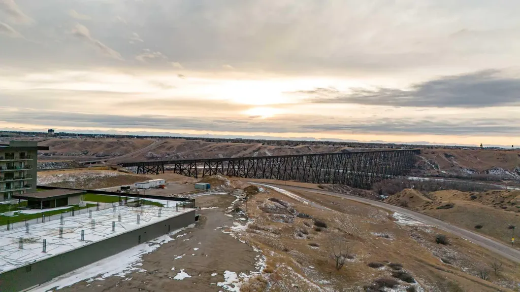 102 Scenic Drive N Lethbridge AB T1J 4L3