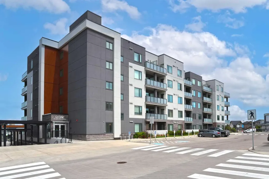 138 Sage Valley Common NW Calgary AB T3R 1X7