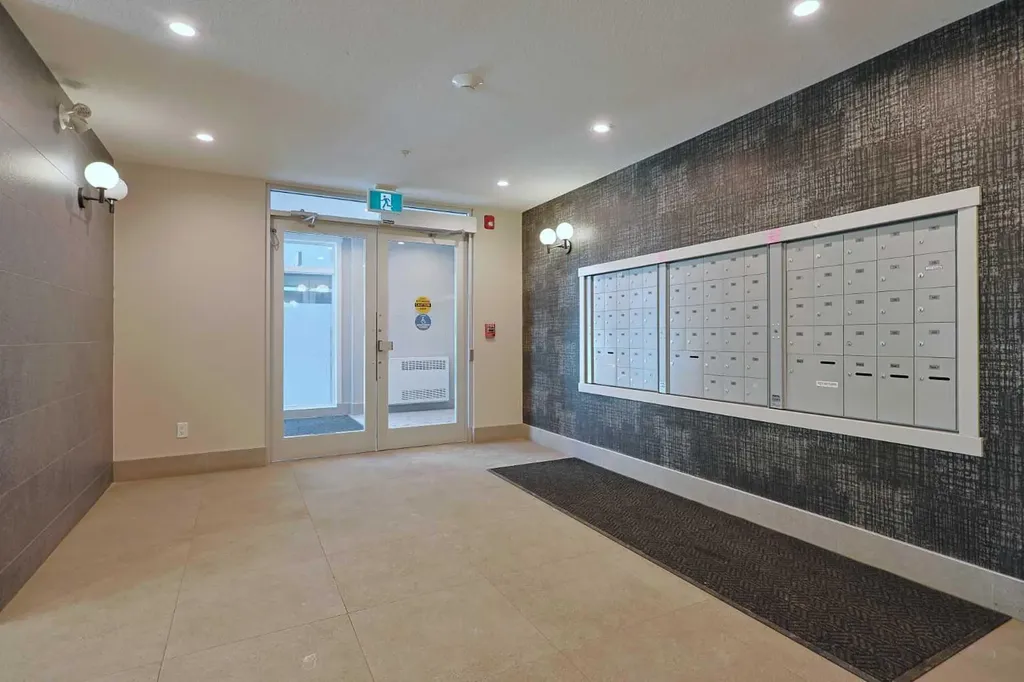 138 Sage Valley Common NW Calgary AB T3R 1X7
