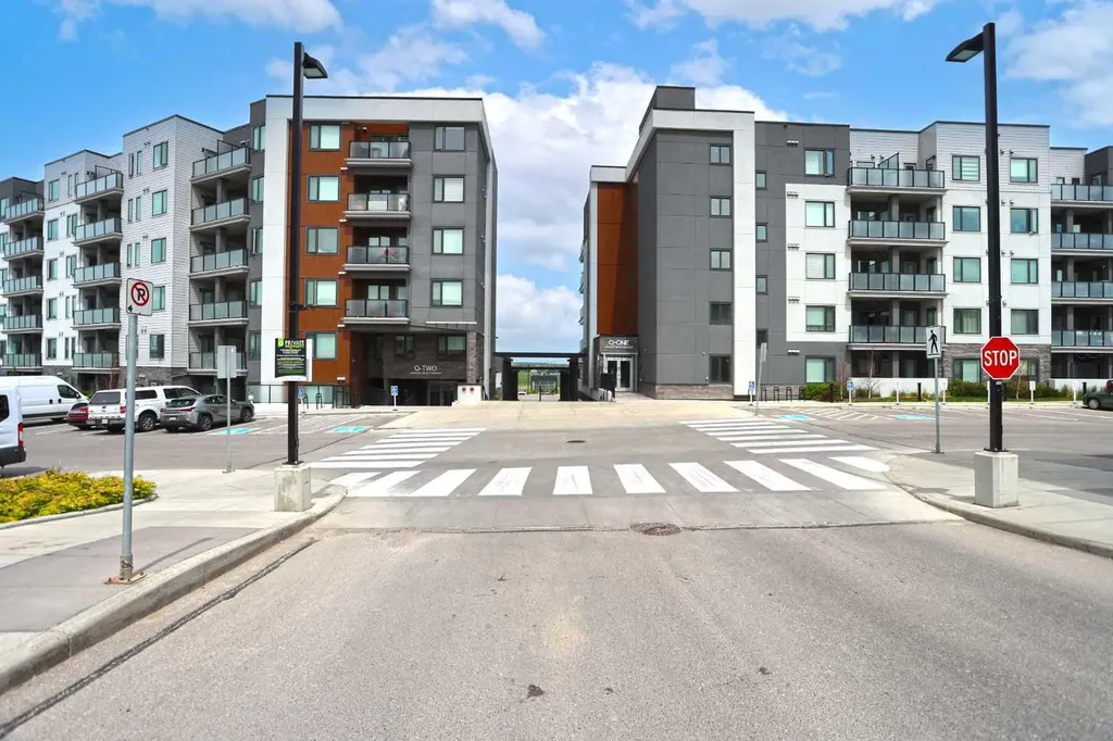 138 Sage Valley Common NW Calgary AB T3R 1X7