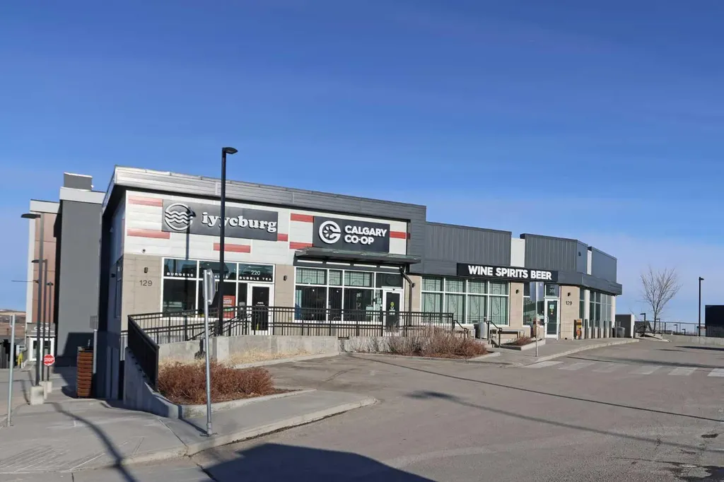 138 Sage Valley Common NW Calgary AB T3R 1X7