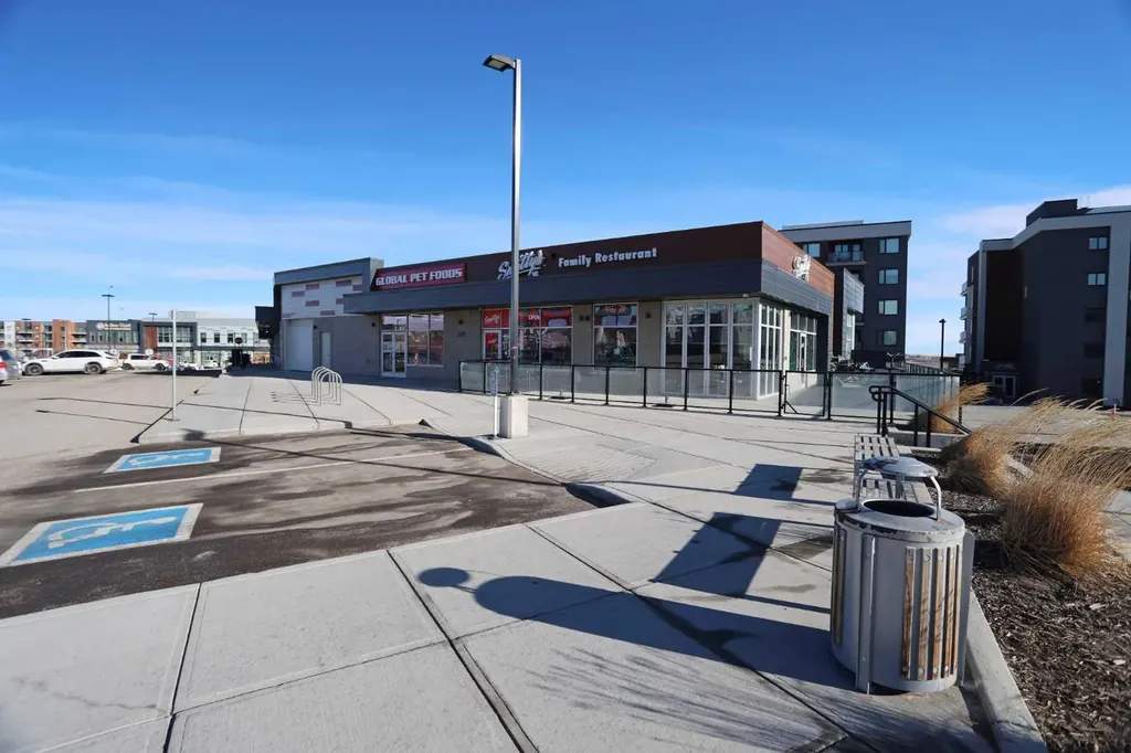 138 Sage Valley Common NW Calgary AB T3R 1X7