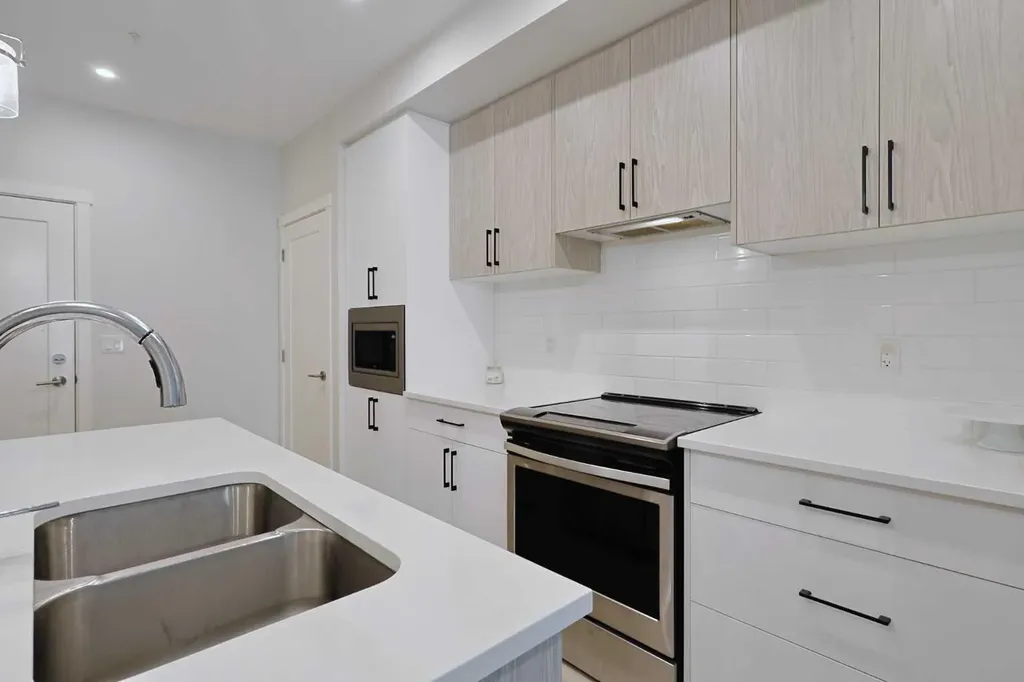 138 Sage Valley Common NW Calgary AB T3R 1X7