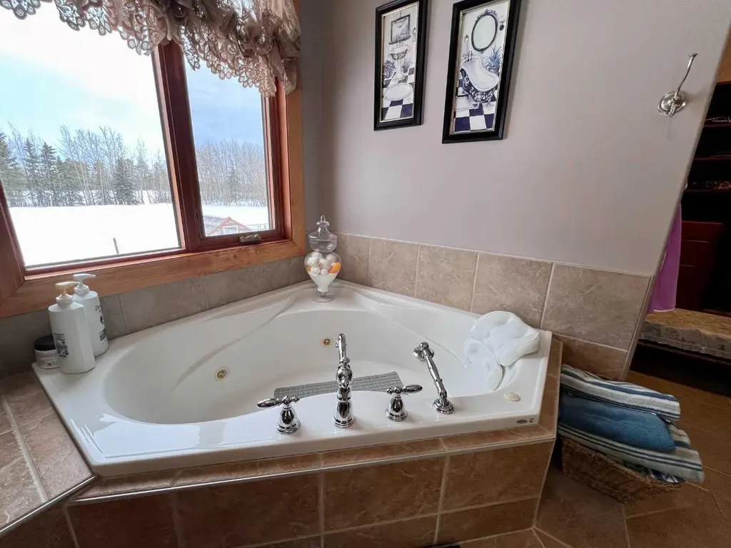 665033 Range Road 181 Rural Athabasca County AB T0A 0E0