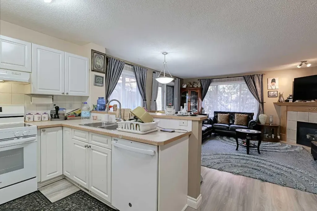 501 Coral Cove NE Calgary AB T3J 3Y9