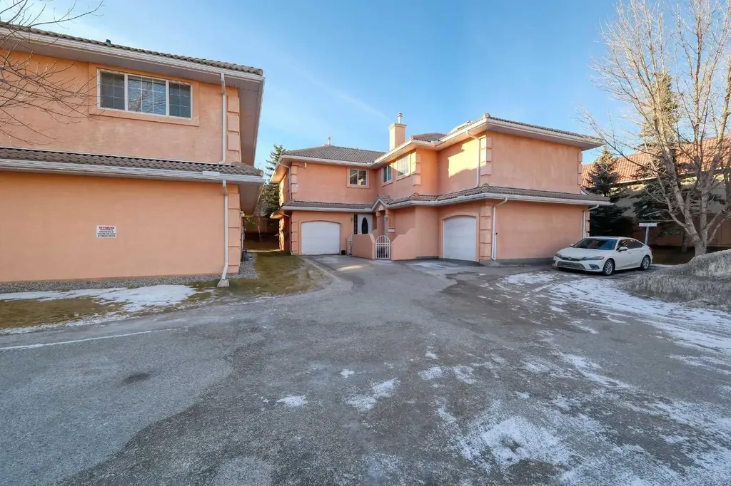 501 Coral Cove NE Calgary AB T3J 3Y9