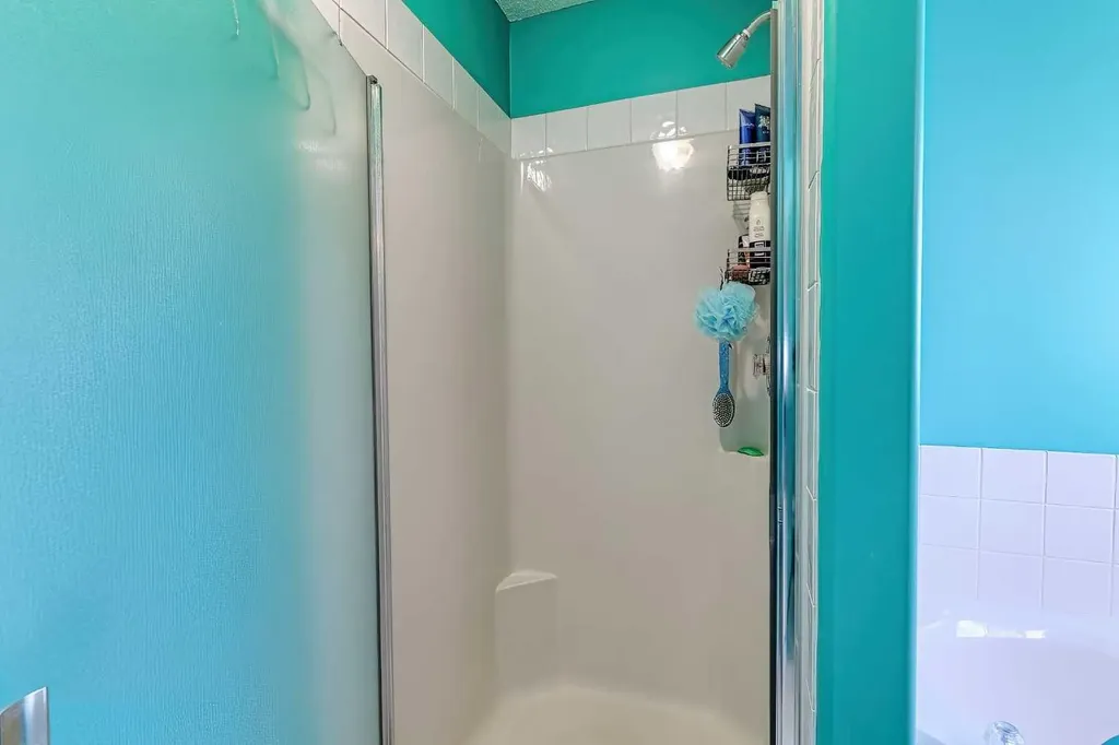 501 Coral Cove NE Calgary AB T3J 3Y9
