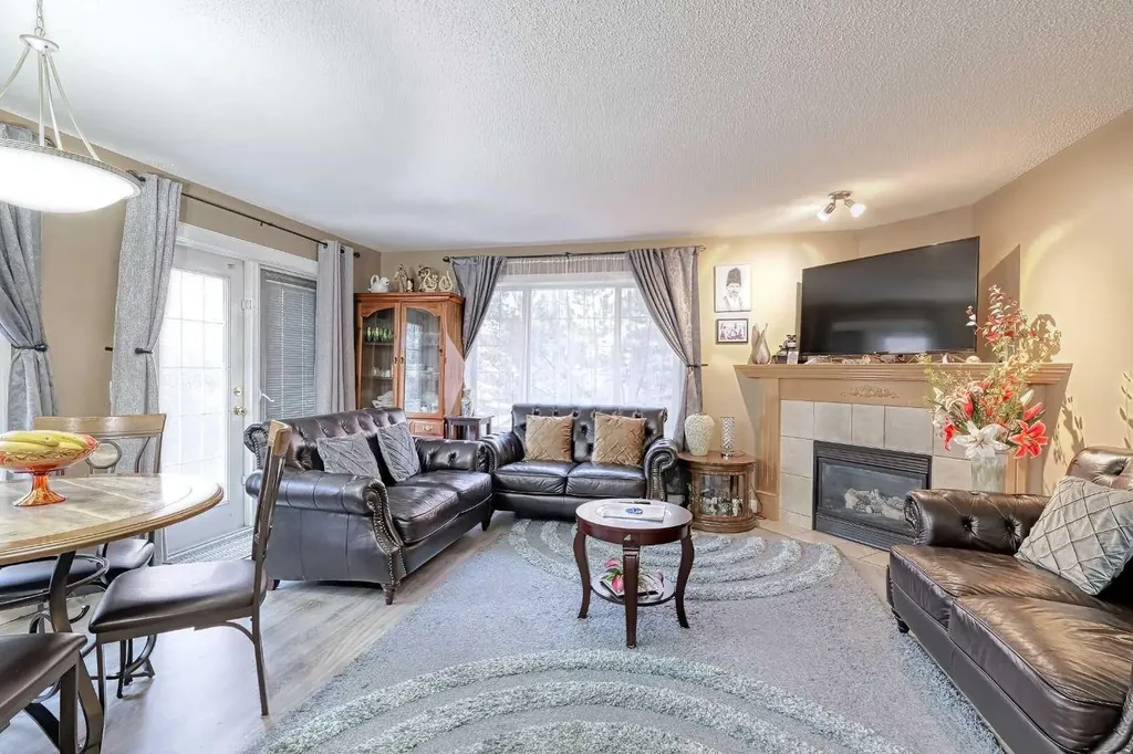 501 Coral Cove NE Calgary AB T3J 3Y9