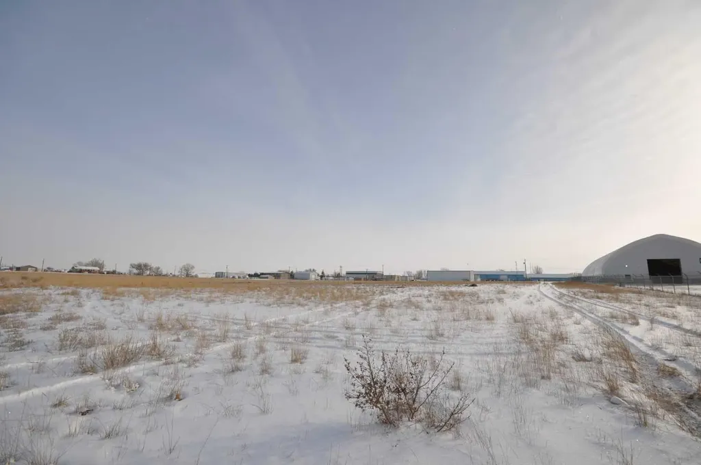 647 2 Avenue Dunmore AB T1B 0K3