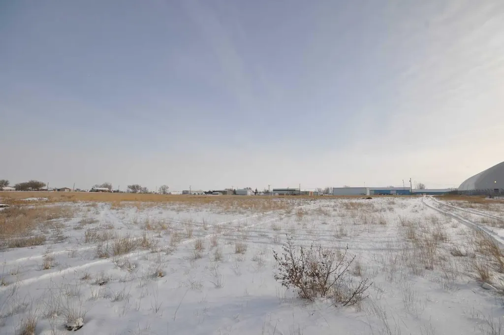 647 2 Avenue Dunmore AB T1B 0K3