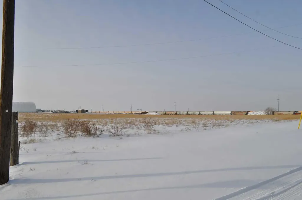 647 2 Avenue Dunmore AB T1B 0K3