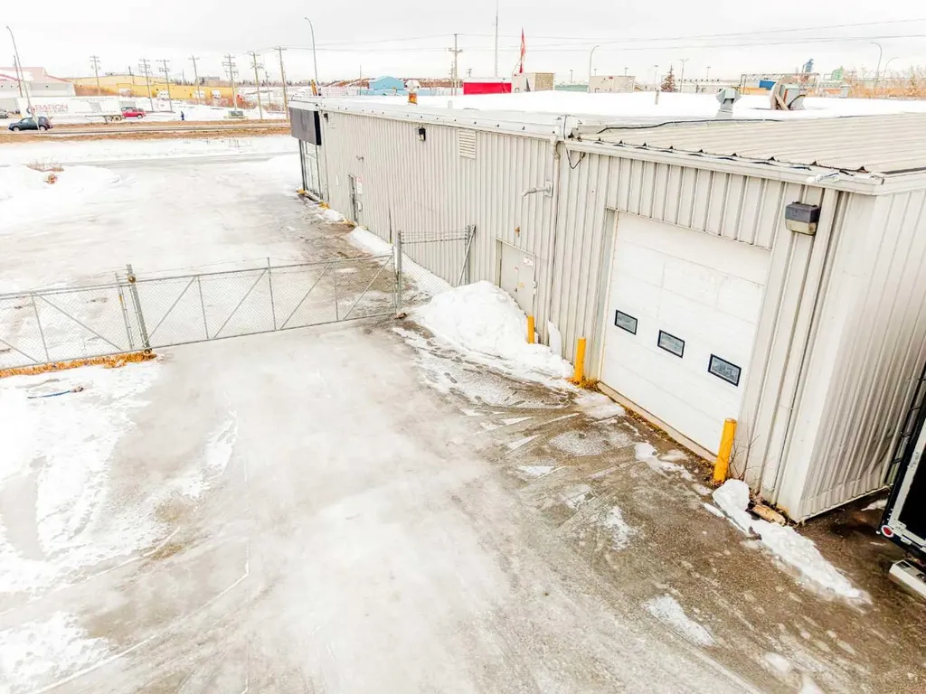9602 108 Street Grande Prairie AB T8V 4E1