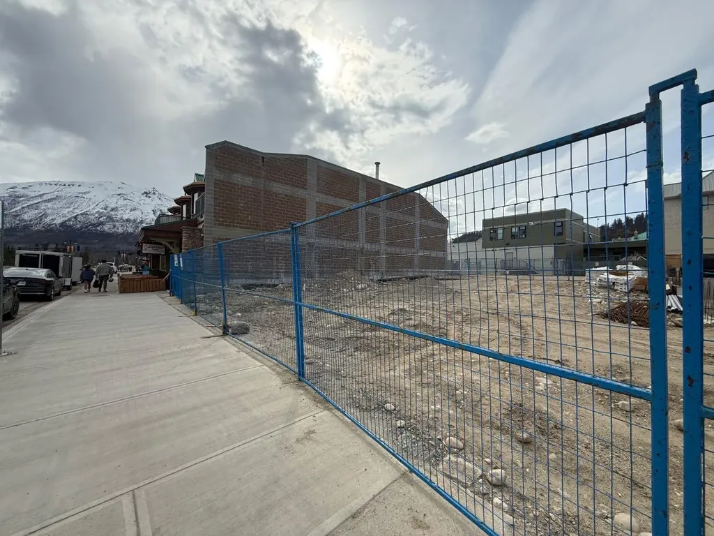 630 Connaught Drive Jasper AB T0E1E0