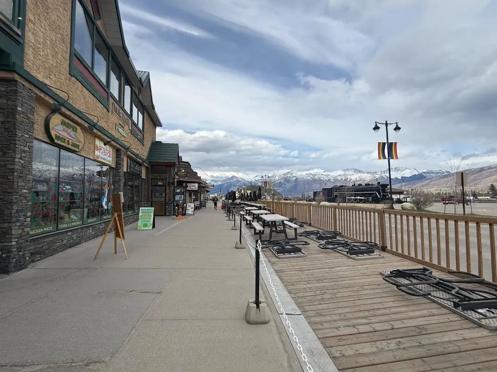 630 Connaught Drive Jasper AB T0E1E0