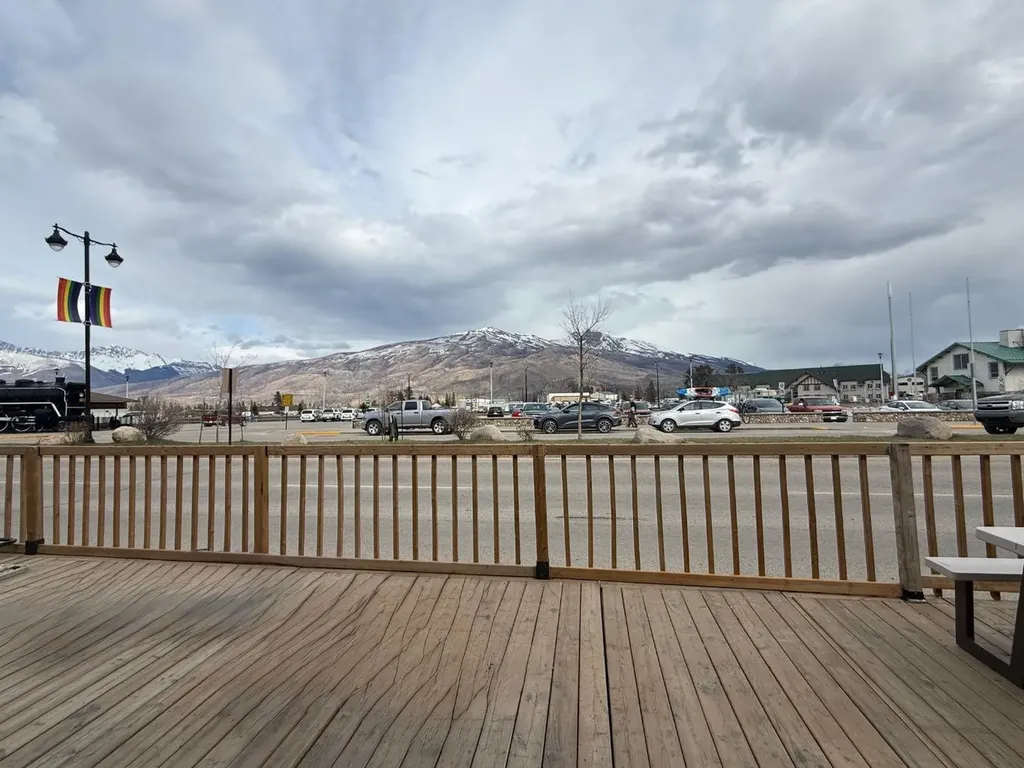 630 Connaught Drive Jasper AB T0E1E0
