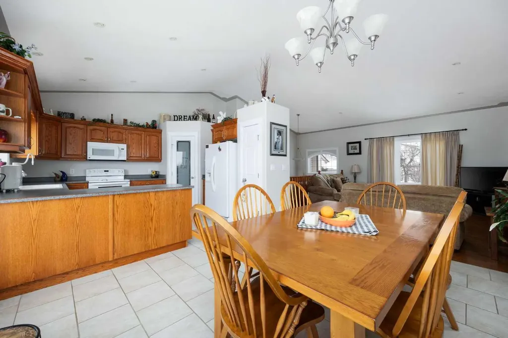237 Trillium Road Fort Mcmurray AB T9K0H3