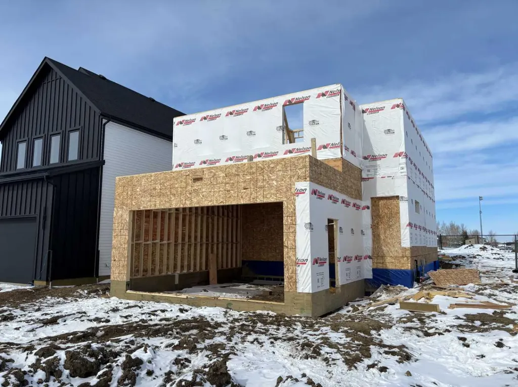 6906 35 Street Lloydminster AB T9V 2Z4