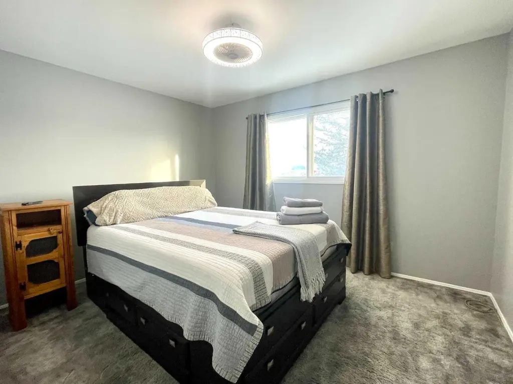4516 45 Street Rycroft AB T0H 3A0