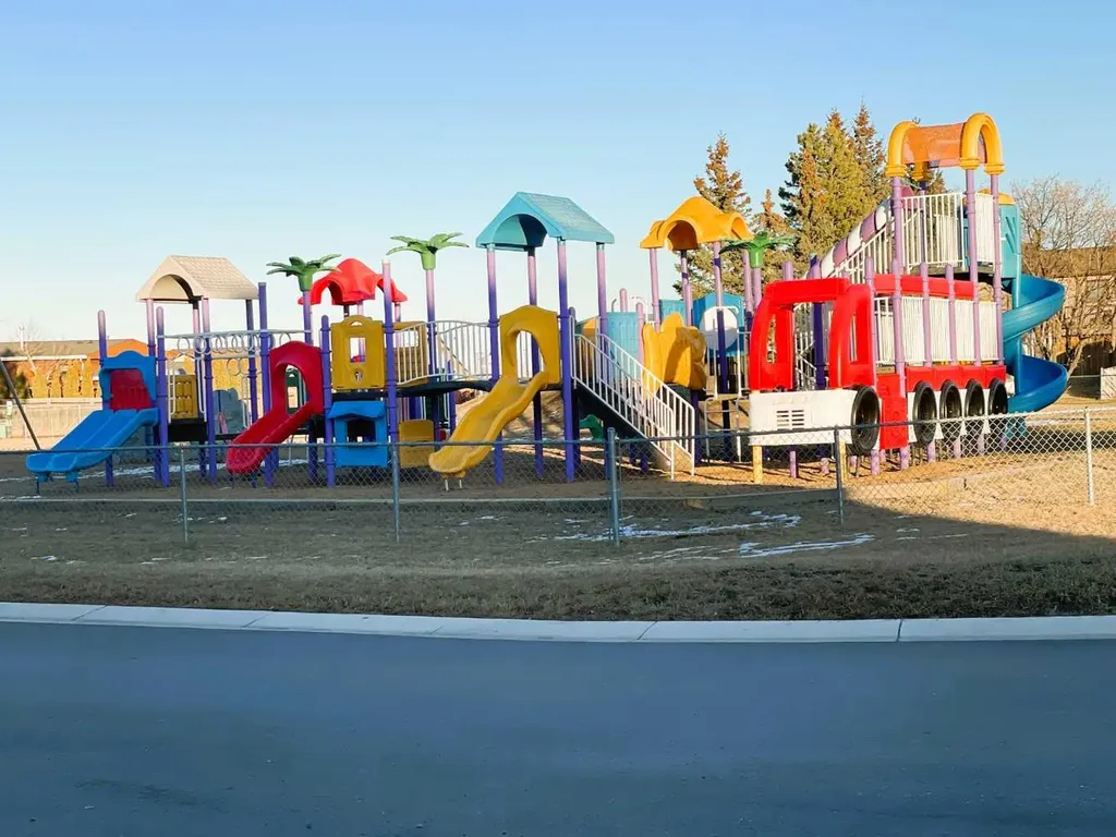4516 45 Street Rycroft AB T0H 3A0