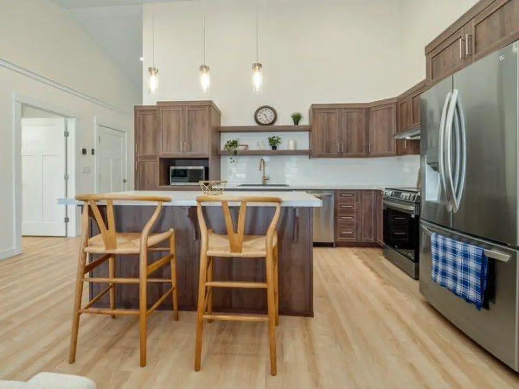 721 7 Avenue W Cardston AB T0K 0K0