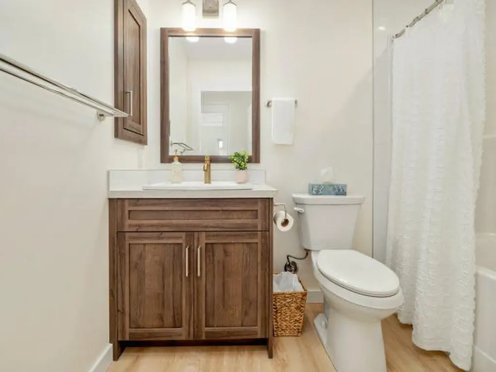 721 7 Avenue W Cardston AB T0K 0K0