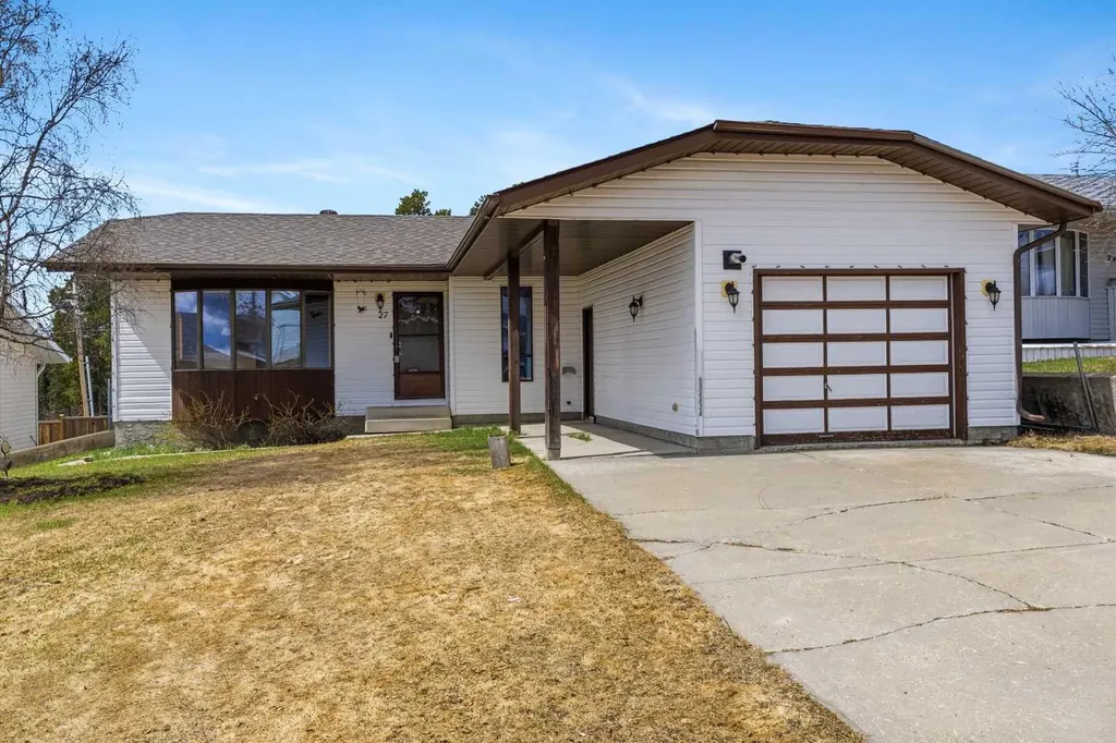 27 Tressa Street Swan Hills AB T0G 2C0