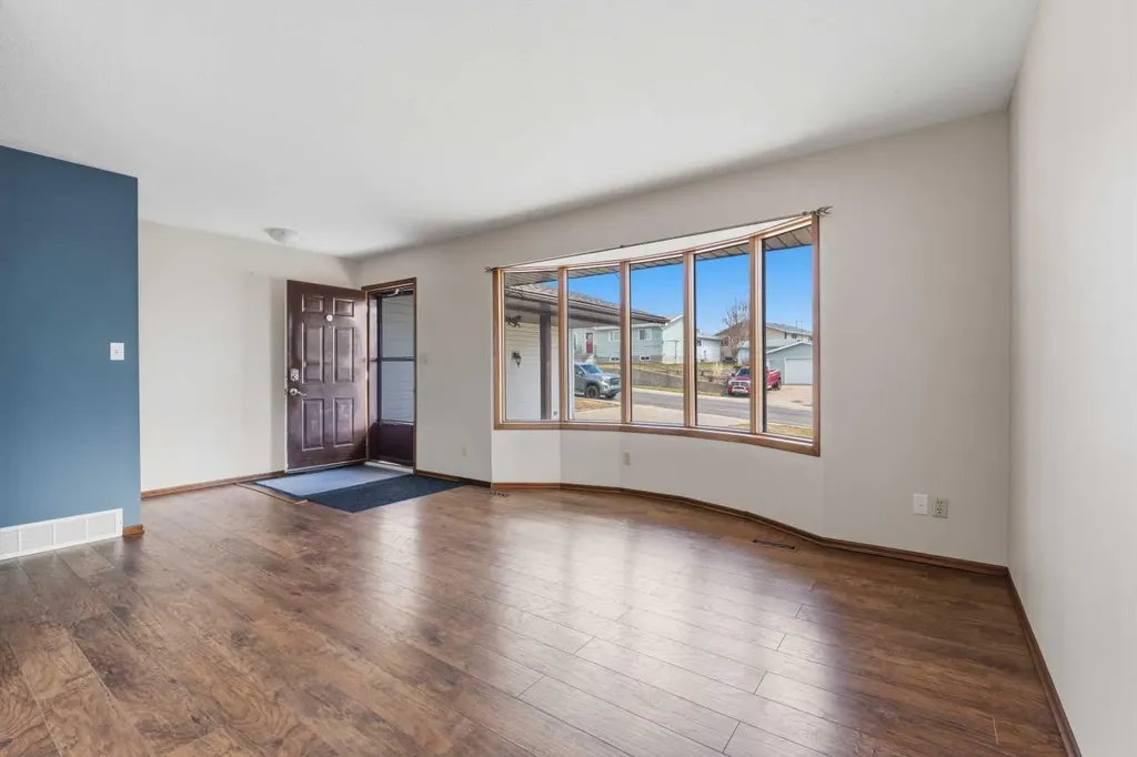 27 Tressa Street Swan Hills AB T0G 2C0