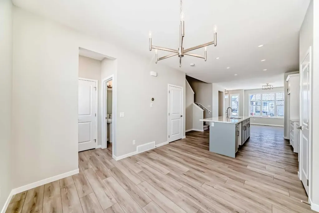 354 Ellen Park Crossfield AB T0M 0S0