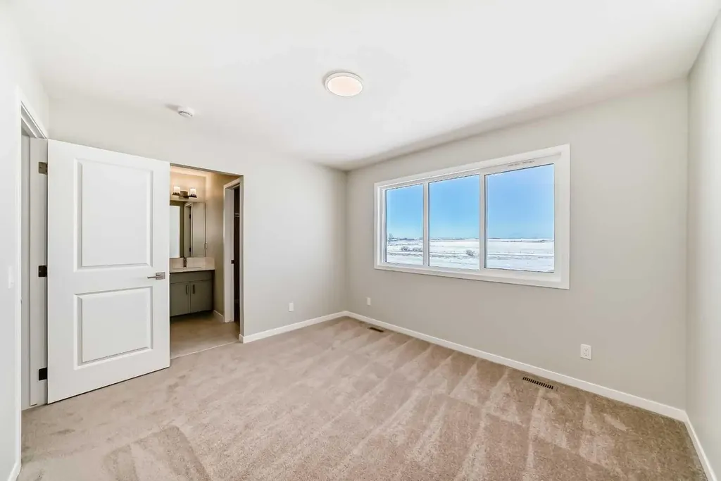 354 Ellen Park Crossfield AB T0M 0S0