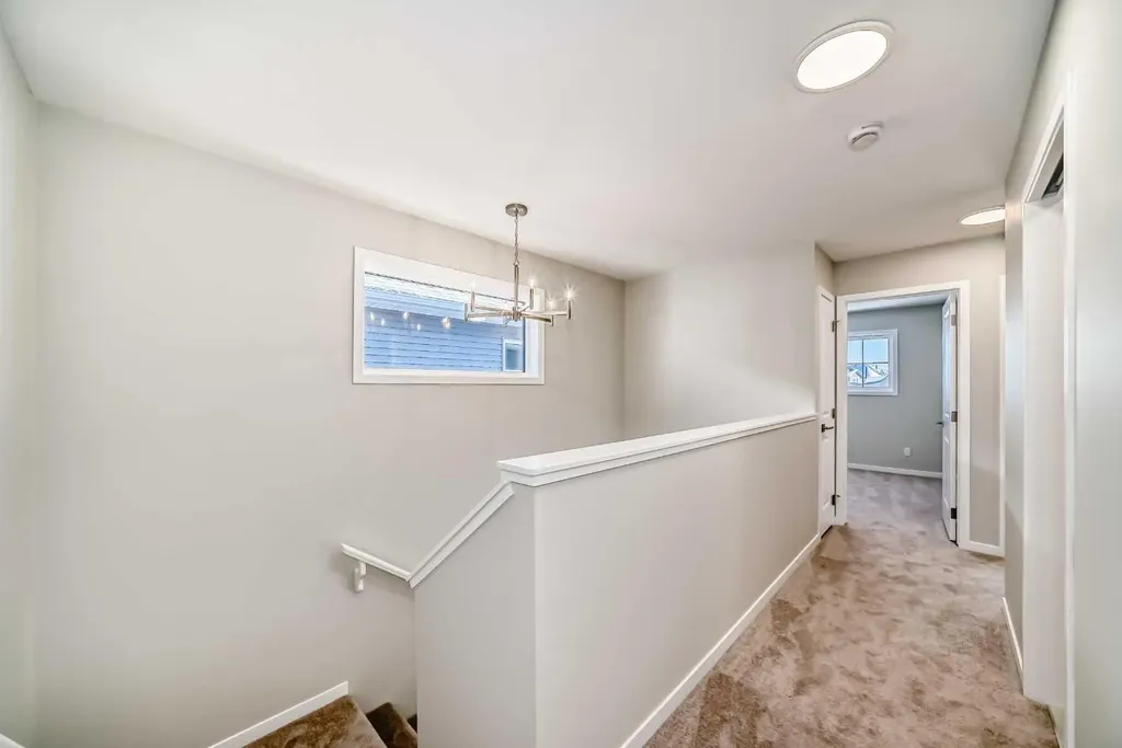354 Ellen Park Crossfield AB T0M 0S0