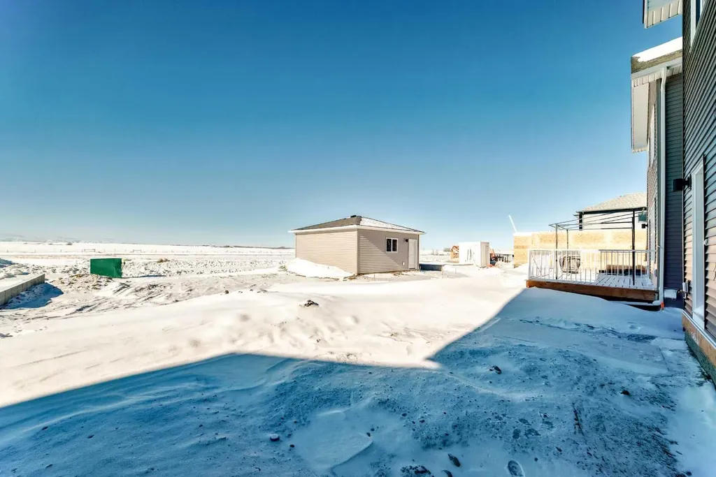 354 Ellen Park Crossfield AB T0M 0S0