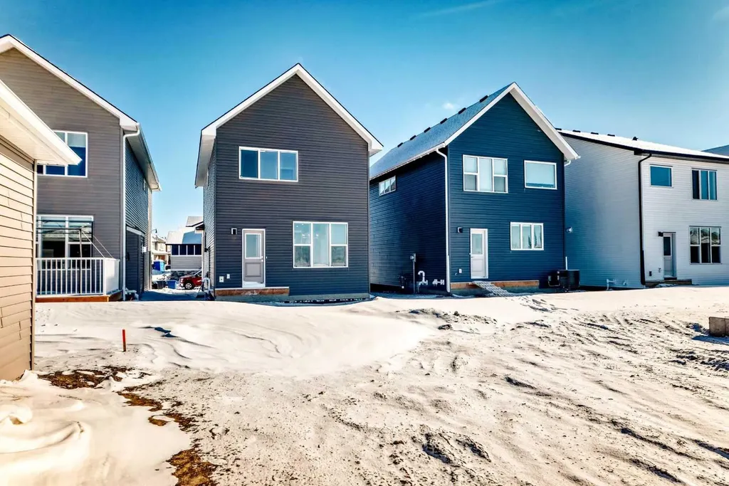 354 Ellen Park Crossfield AB T0M 0S0
