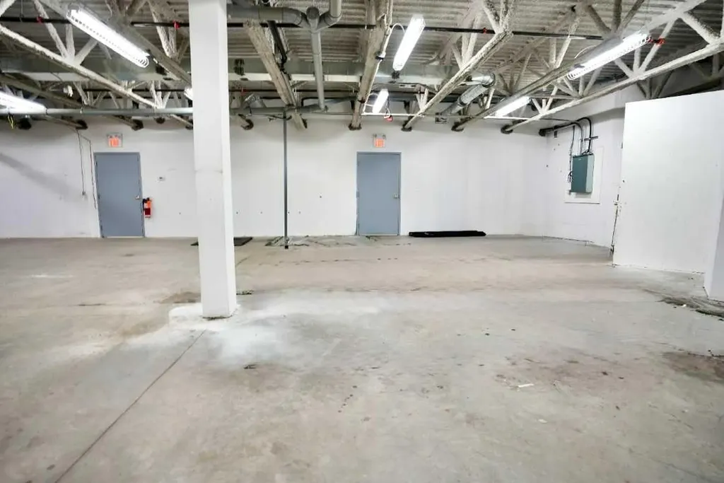 4850 Westwinds Drive NE Calgary AB T3J 3Z5