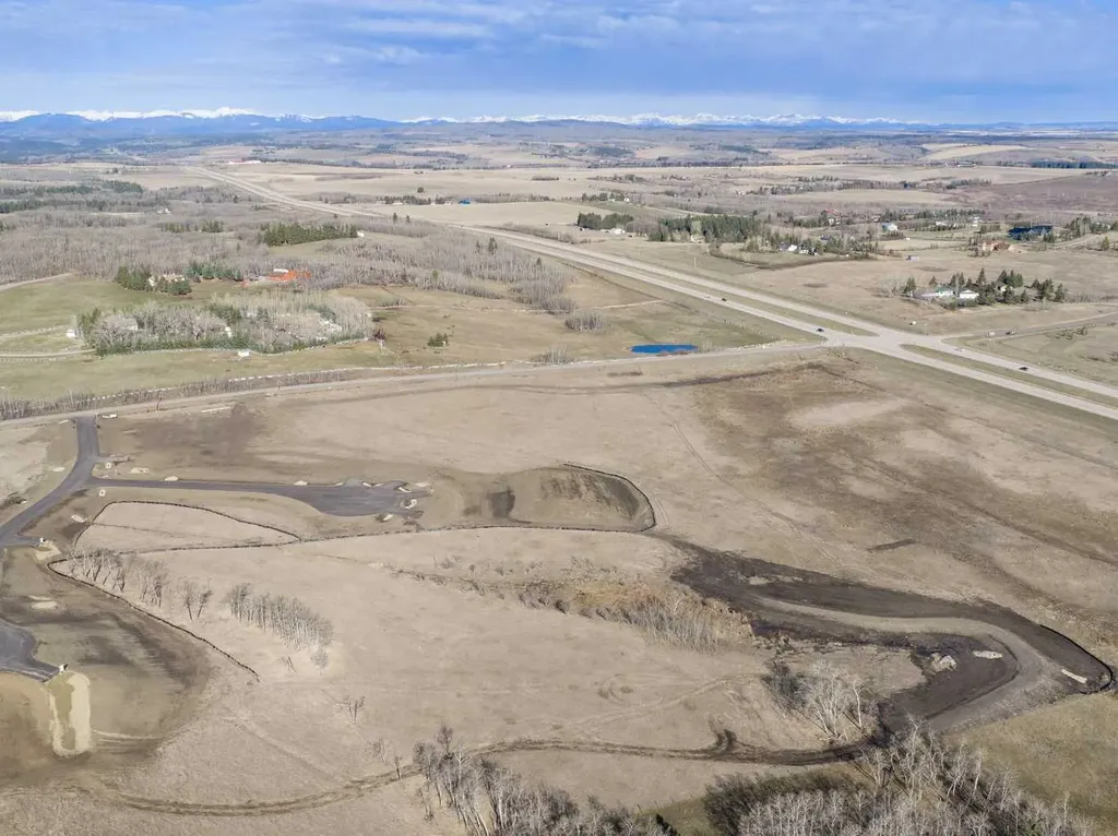 Nw; 20; 22; 2; 5 Rural Foothills County AB T1S2P6