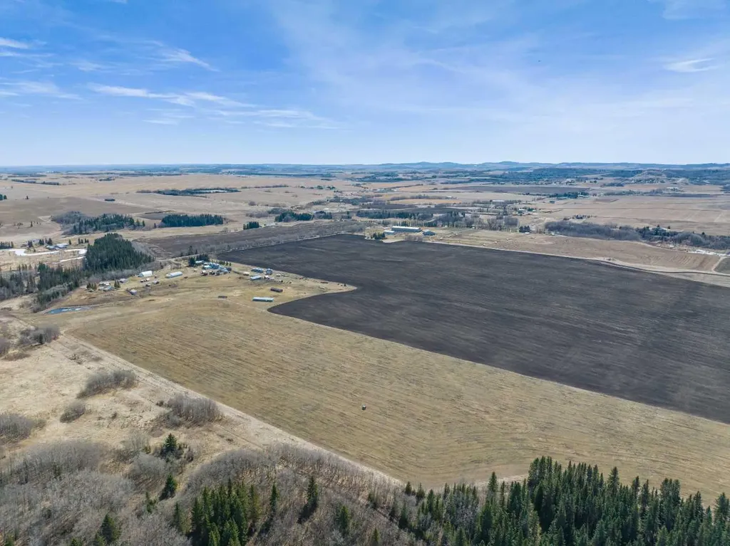 NE;32;22;2;W5M Rural Foothills County AB T1S 0T3