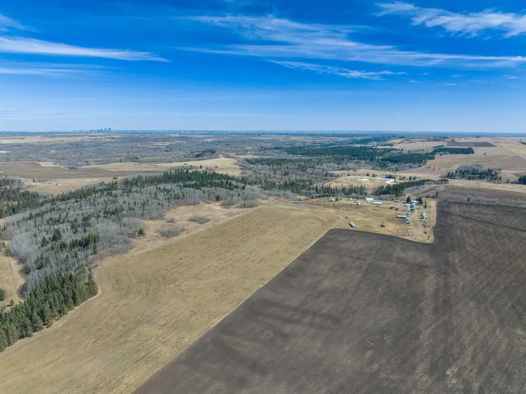 NE;32;22;2;W5M Rural Foothills County AB T1S 0T3