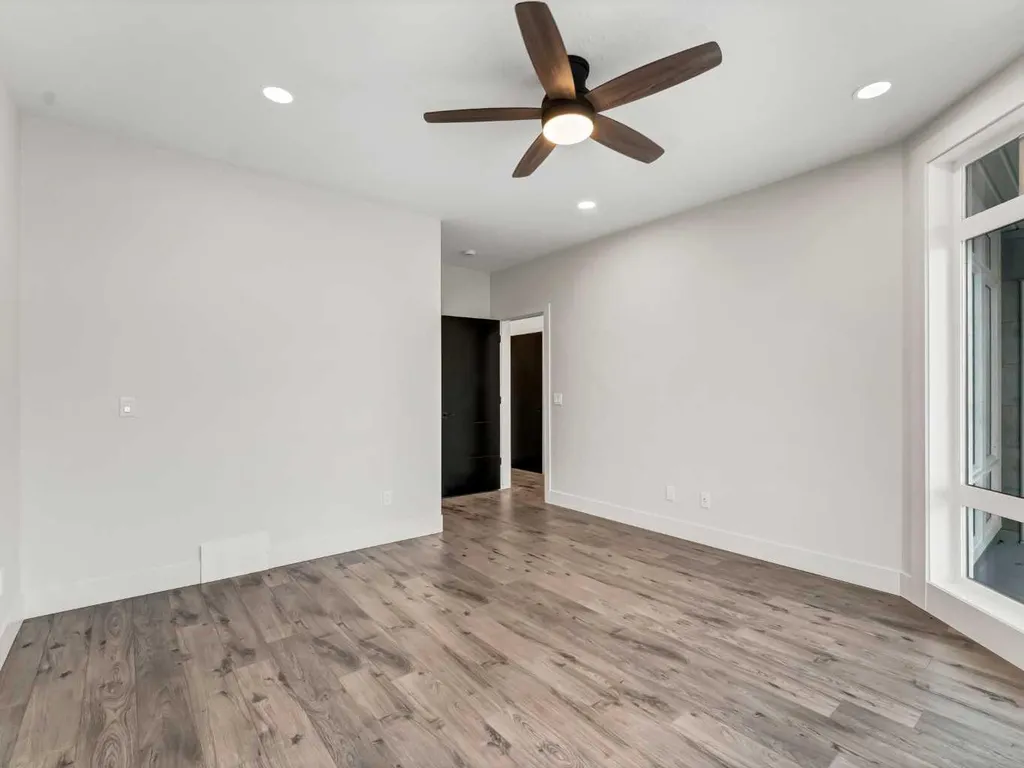 34 Palisades Way NE Medicine Hat AB T1C 2B4