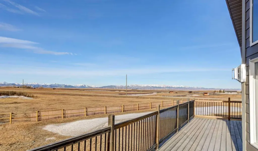 30319 Township Road 6-2a Rural Pincher Creek No. 9 M.d. Of AB T0K1W0
