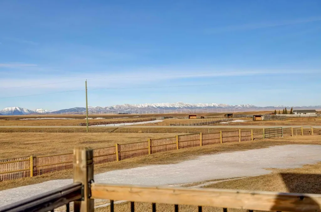 30319 Township Road 6-2a Rural Pincher Creek No. 9 M.d. Of AB T0K1W0