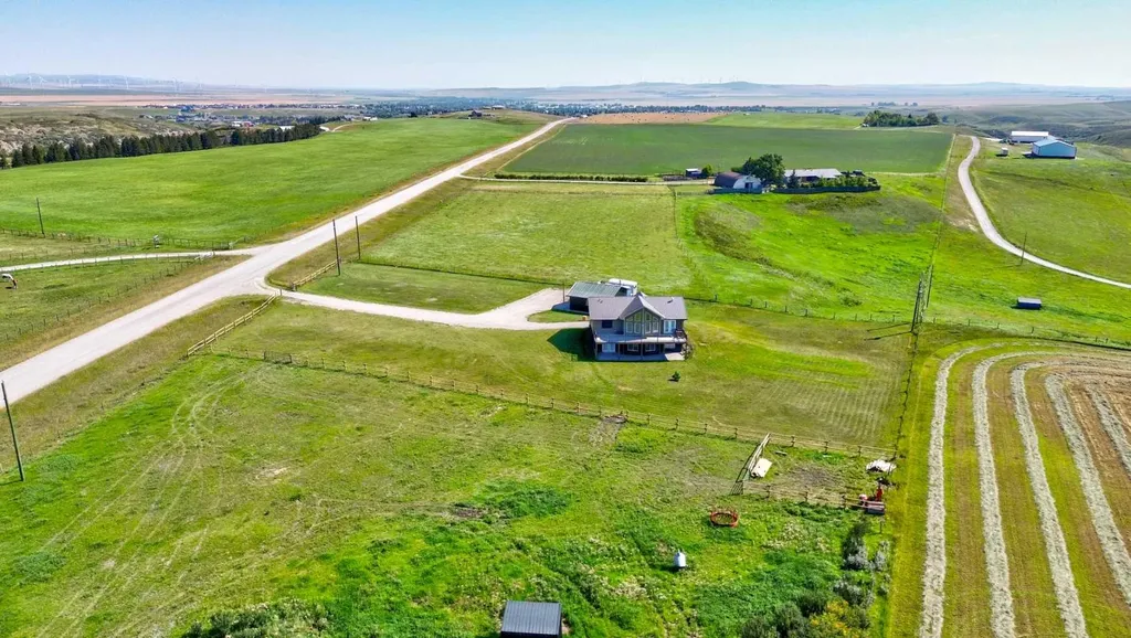 30319 Township Road 6-2a Rural Pincher Creek No. 9 M.d. Of AB T0K1W0