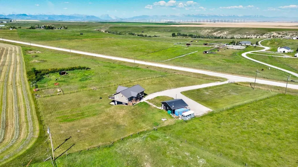 30319 Township Road 6-2a Rural Pincher Creek No. 9 M.d. Of AB T0K1W0